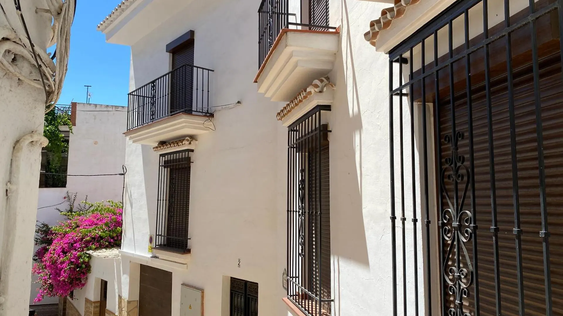 Casa Miguel - 3 Beautiful Apartments Availabe Sayalonga