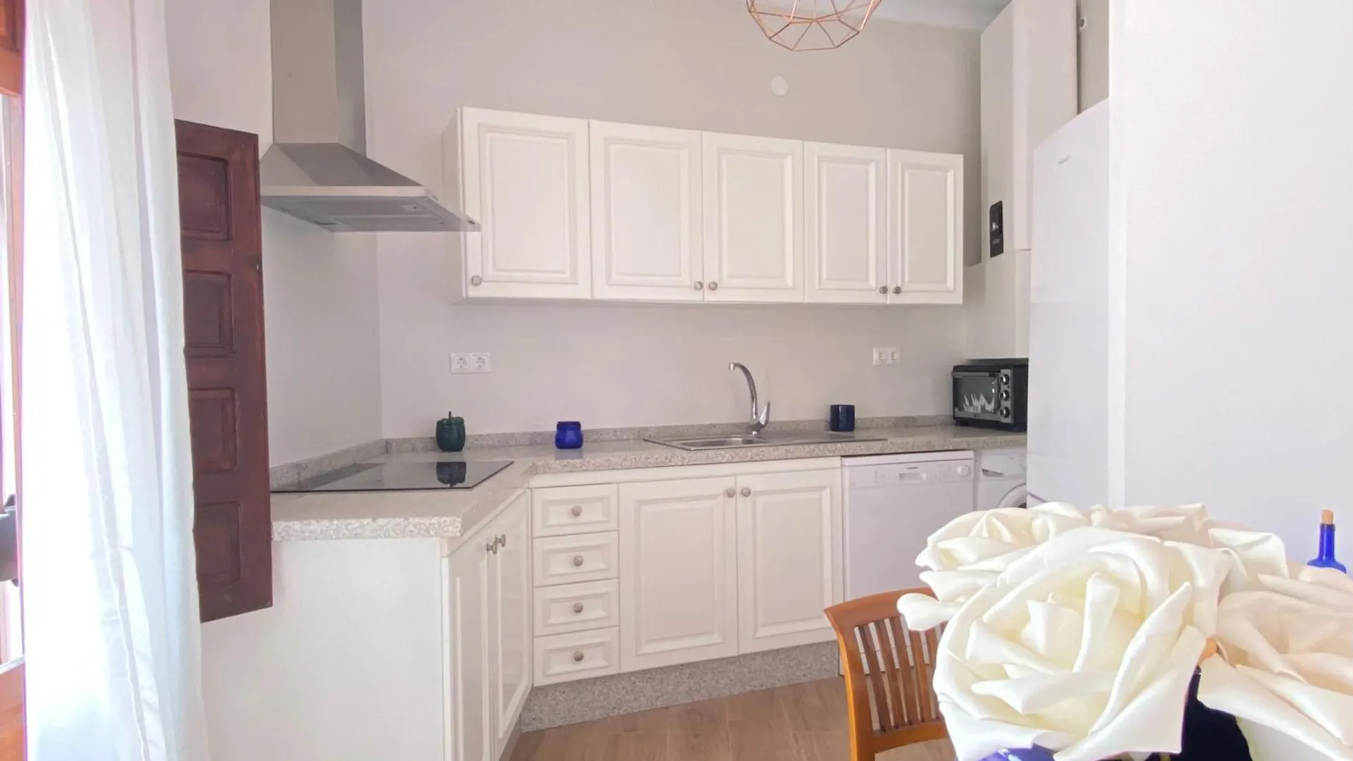 Casa Miguel - 3 Beautiful Apartments Availabe Sayalonga