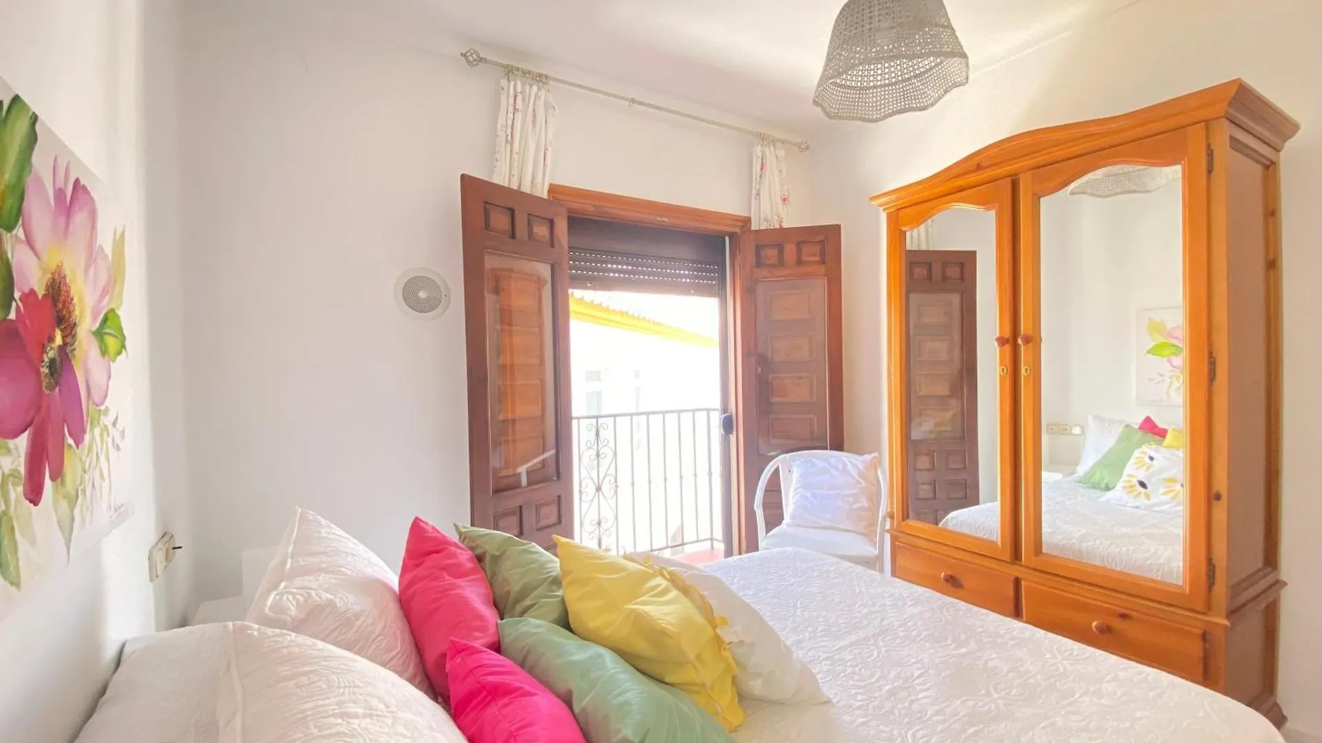 Casa Miguel - 3 Beautiful Apartments Availabe Sayalonga