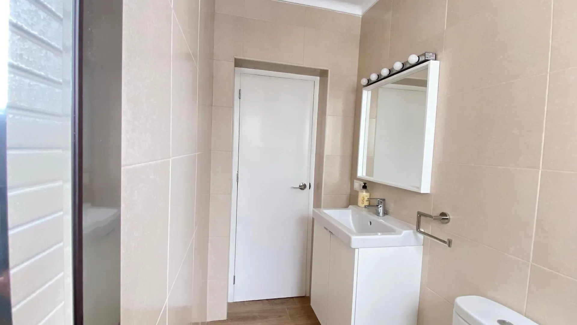 Casa Miguel - 3 Beautiful Apartments Availabe Sayalonga